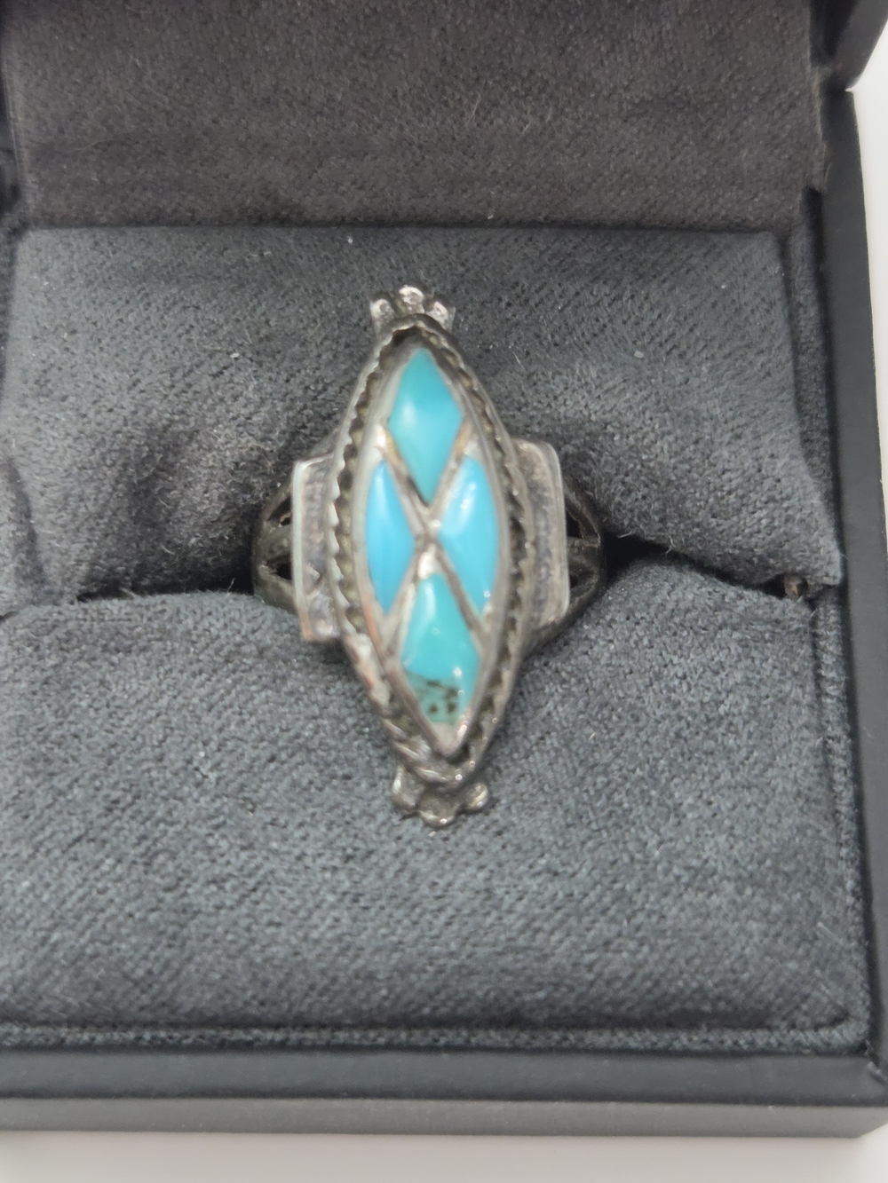 Vintage Zuni Sterling Silver Turquoise Diamond Channel Inlay Split Shank Sz 5.5